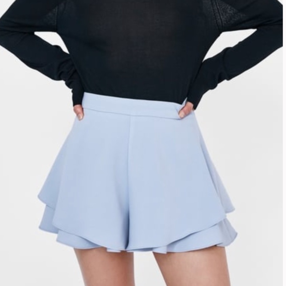 New without tags Zara Ruffle Shorts